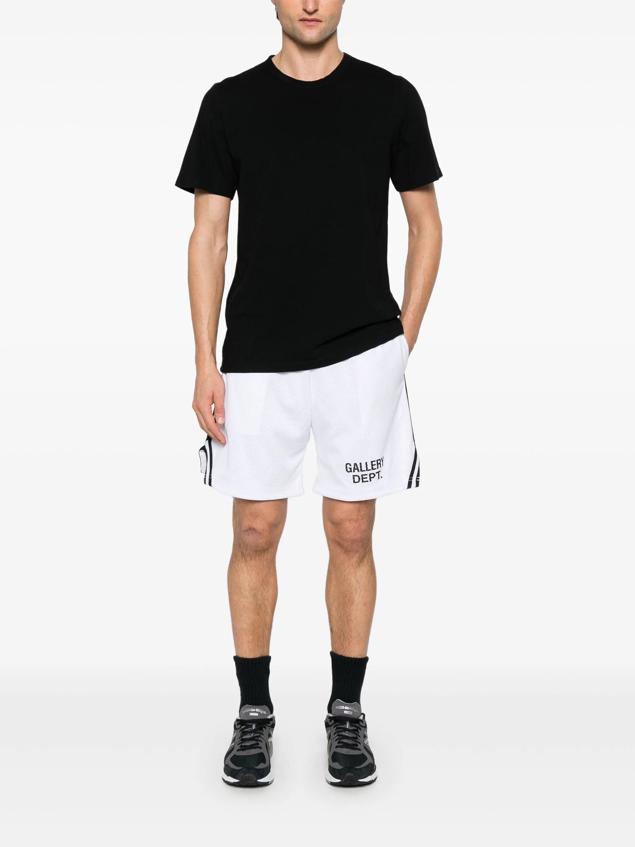 GALLERY DEPT. Venice Court Shorts White/Black – MAISONDEFASHION.COM