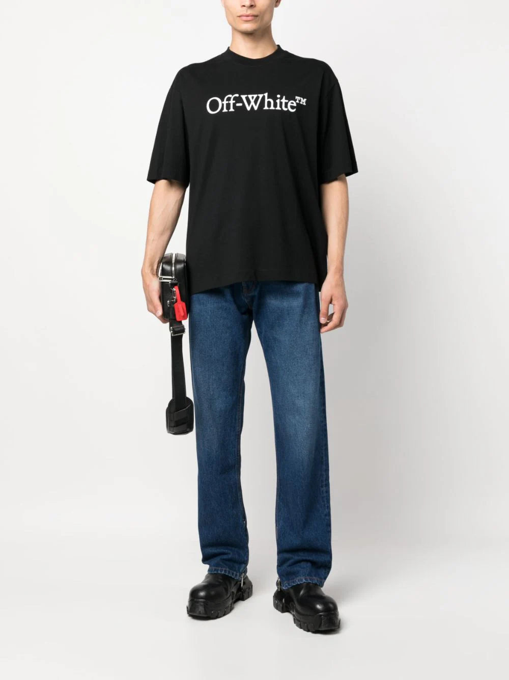 デニム・ジーパン OFF-WHITE Arrows Tab Zip Detail Skate Jeans Medium Blue OFF-WHITE Arrows Tab Zip Detail Skate Jeans Medium Blue