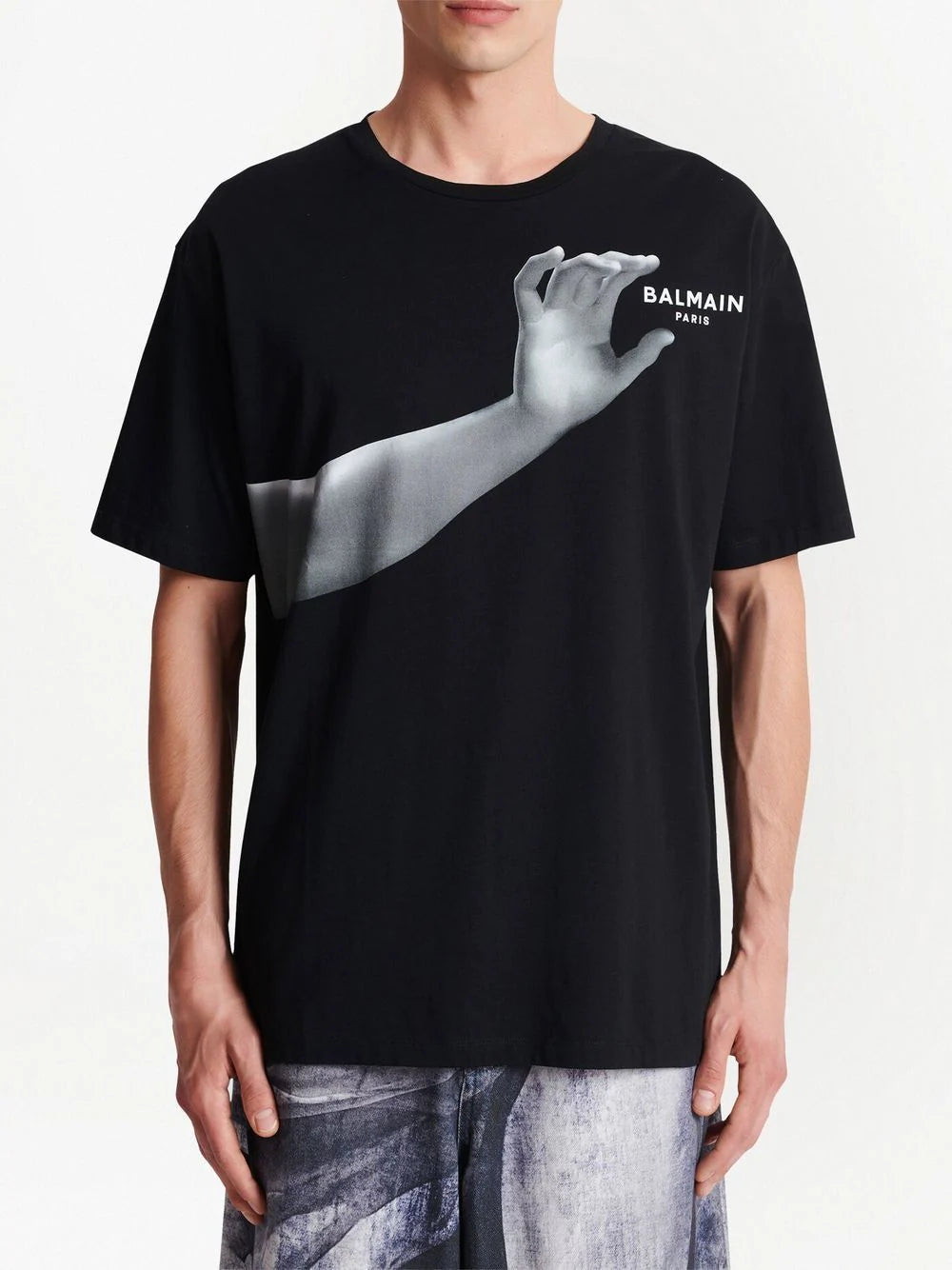 BALMAIN MEN Oversized Statue Print SS T-Shirt Black/Grey