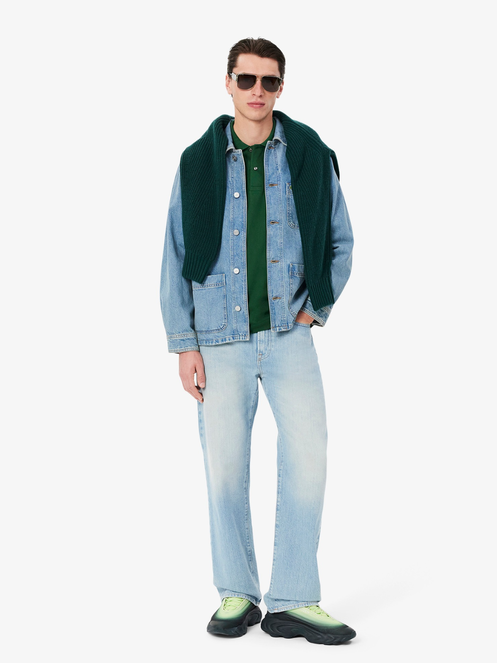 LACOSTE Classic Fit L.12.12 Original Polo Shirt in Pine Green - Side Profile Displaying Ribbed Collar and Sleeve Hems