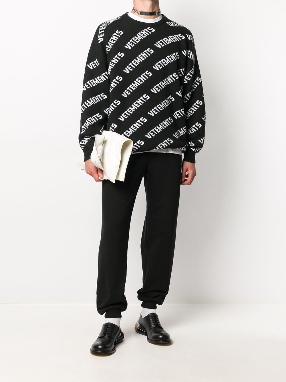 VETEMENTS all over logo knitted sweatshirt Maison De Fashion