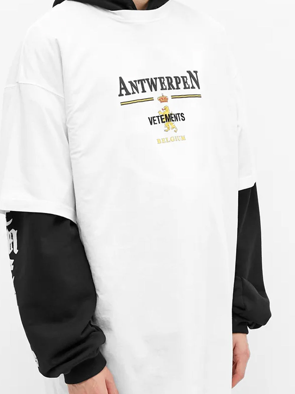VETEMENTS Antwerp Logo T-shirt White – MAISONDEFASHION.COM