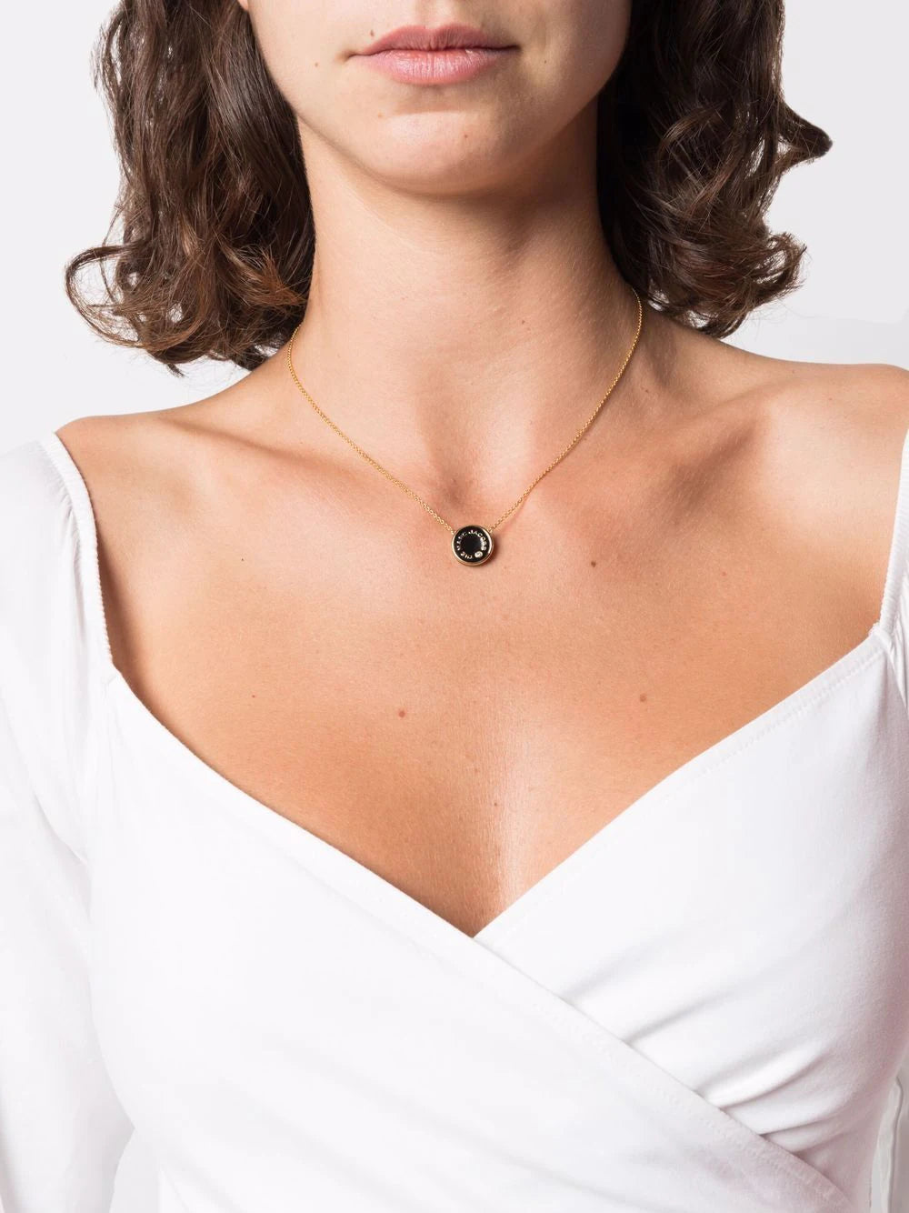 【Marc Jacobs】 The Medallion Pendant Black Gold ★人気 MARC JACOBS WOMEN Medallion Pendant Necklace Black/Gold