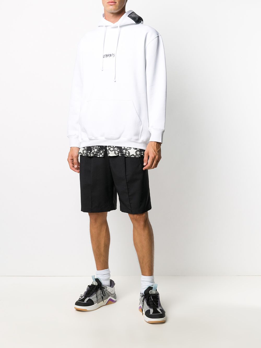 VETEMENTS Written Logo Hoodie White – MAISONDEFASHION.COM VETEMENTS Written Logo Hoodie White – MAISONDEFASHION.COM