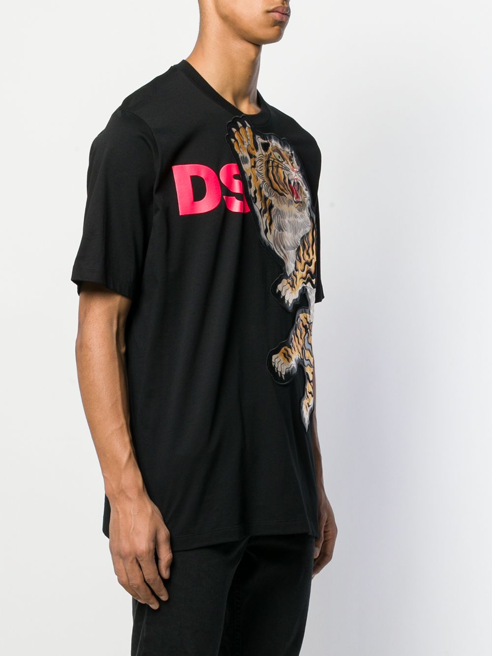DSQUARED2 Tiger Patch T-Shirt Black – MAISONDEFASHION.COM
