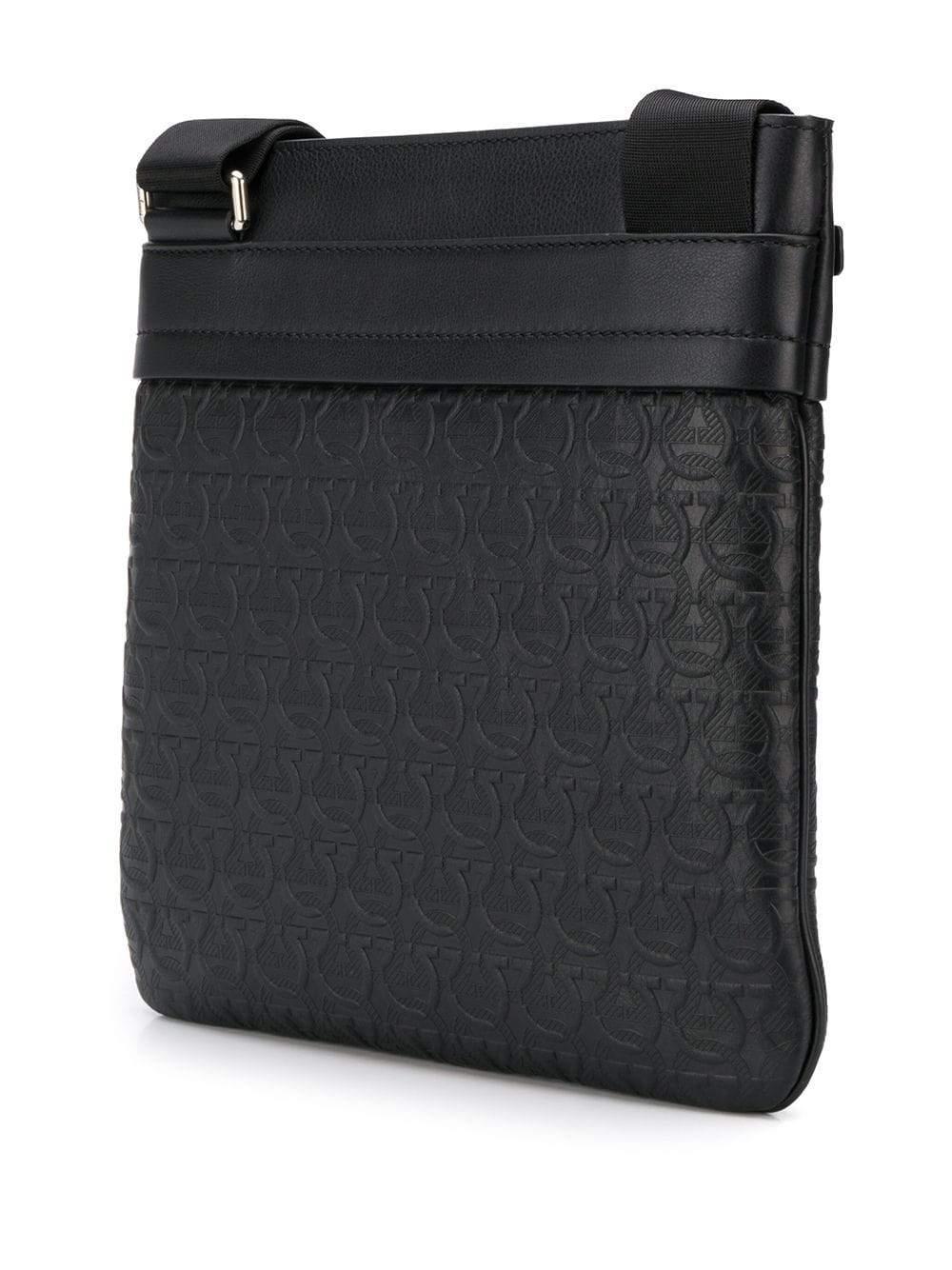 バッグ salvatore ferragamo gancino shoulder bag SALVATORE FERRAGAMO Gancini Logo Embossed Shoulder Bag Black