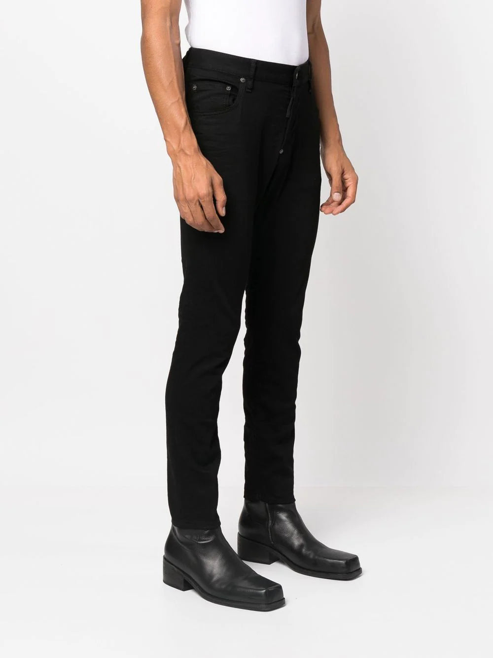 定価7.7万　Dsquared2　BLACK BULL Skater Jean DSQUARED2 Black Bull Skater Jeans Black – MAISONDEFASHION.COM