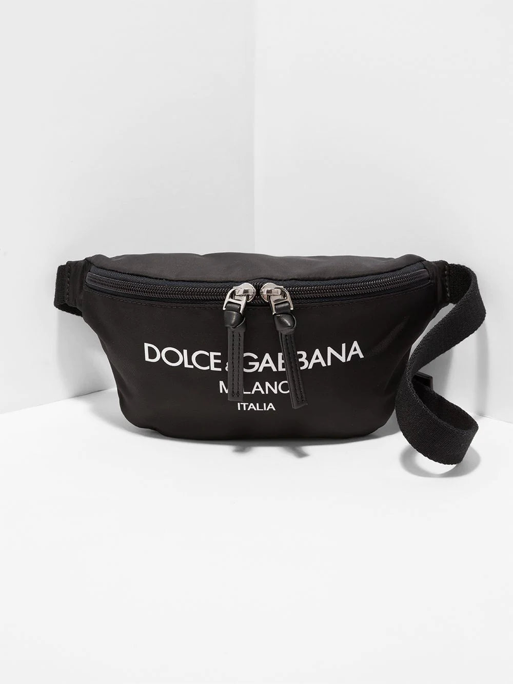 バッグ DOLCE&GABBANA Black l Plate Belt Bag Nylon belt bag with branded plate в черный | Dolce&Gabbana®