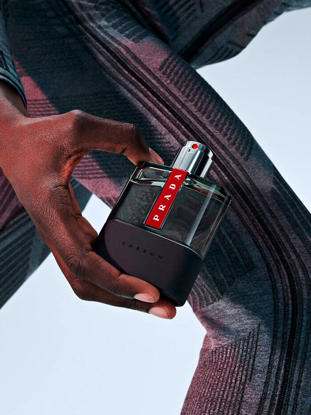 PRADA Luna Rossa Carbon Eau de Toilette Spray - 50ml - MAISONDEFASHION.COM