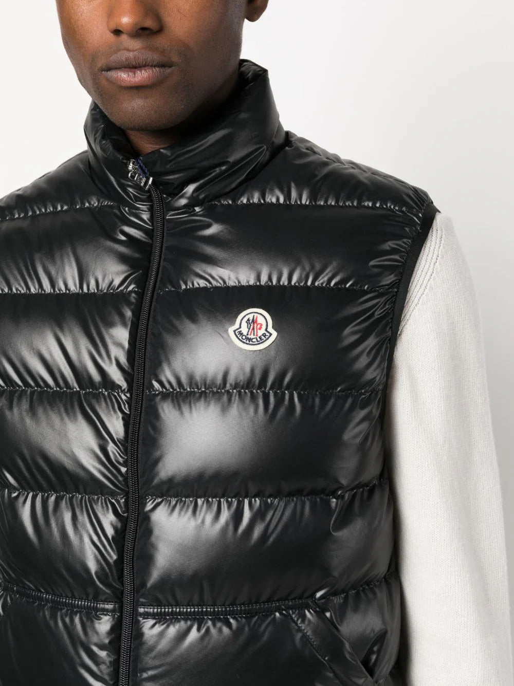 MONCLER Aube Zipped Down Gilet Padded Vest Black – MAISONDEFASHION.COM