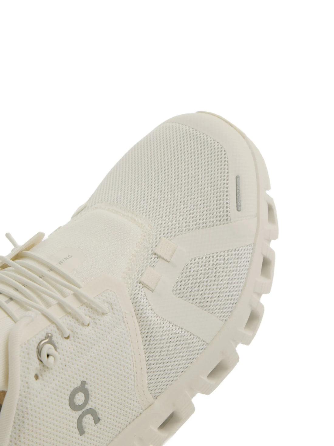 ON RUNNING WOMEN Cloud 6 Sneakers White/White - MAISONDEFASHION.COM
