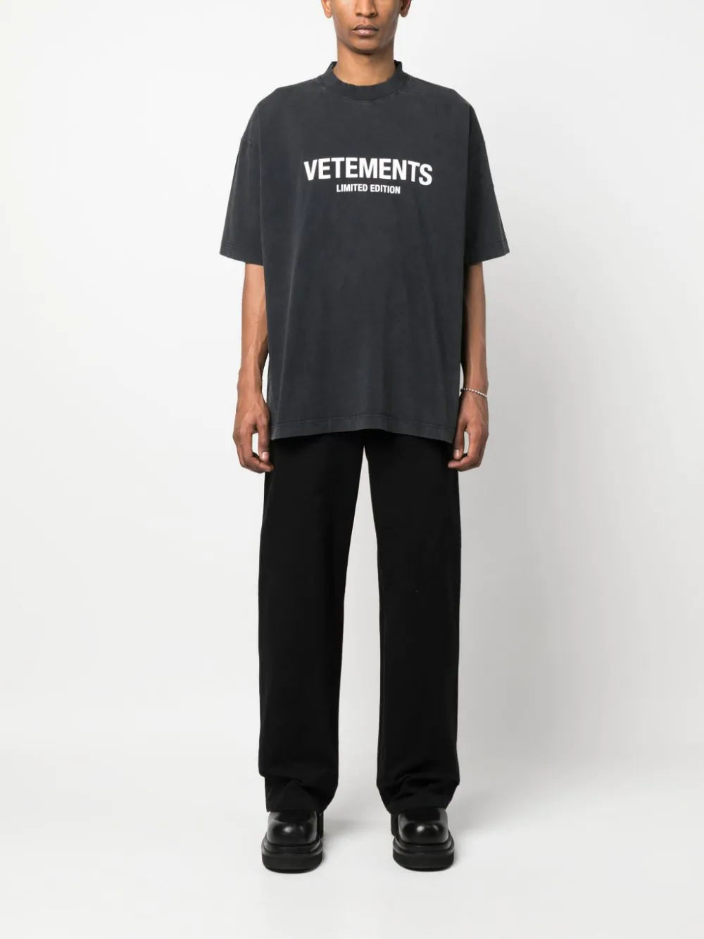 VETEMENTS Limited Edition T-Shirt Washed Black