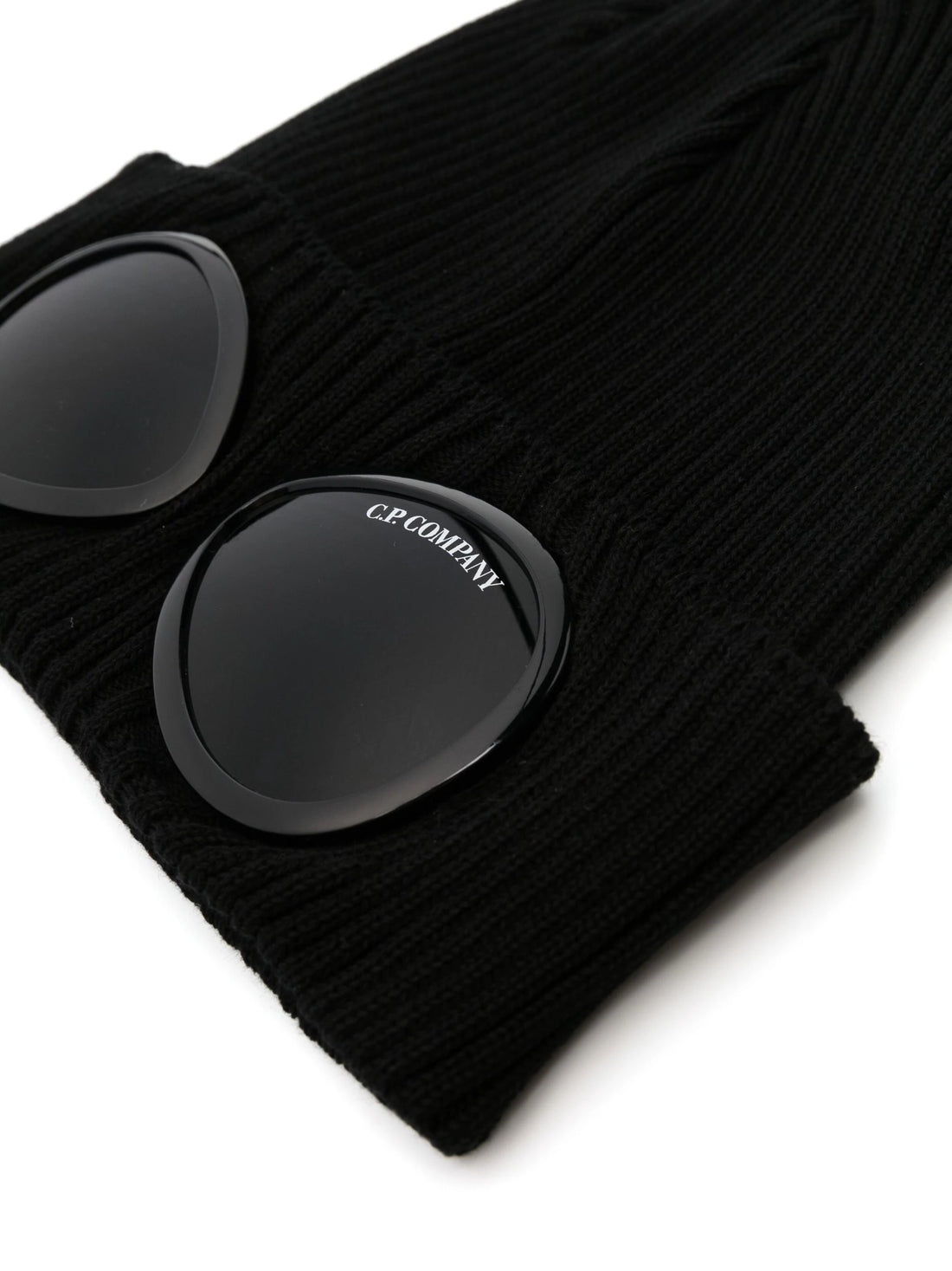 C.P. COMPANY Goggle Detail Knitted Ribbed Beanie Black - MAISONDEFASHION.COM