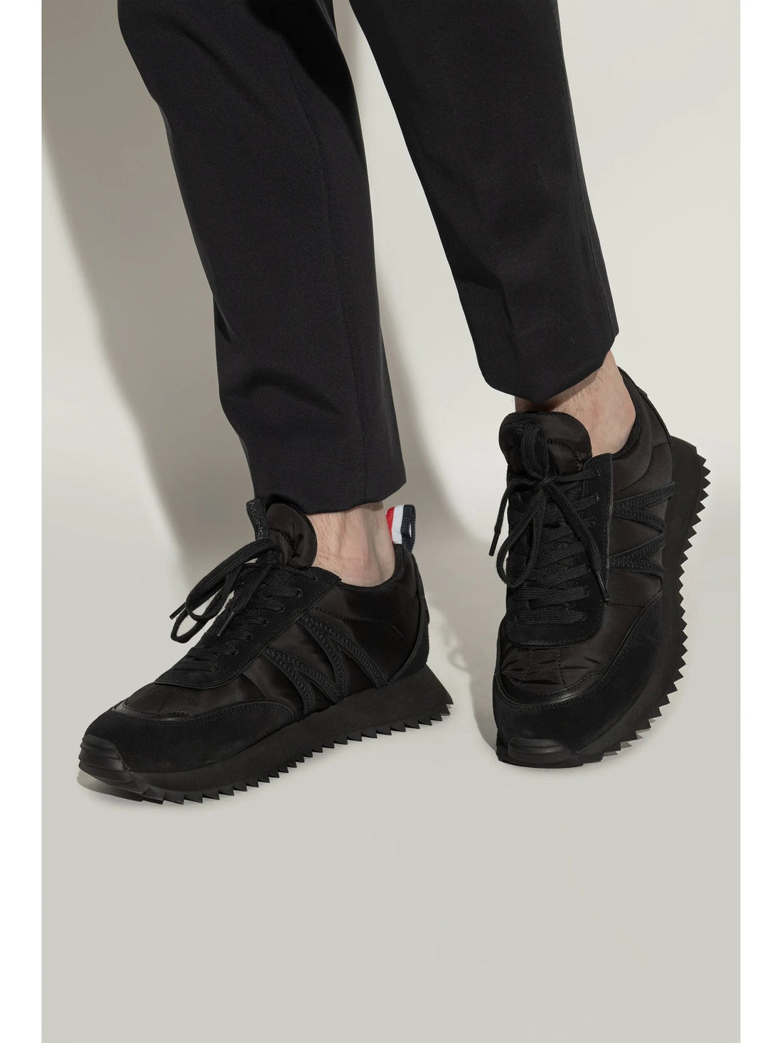 MONCLER Pacey Low Top Sneakers Black - MAISONDEFASHION.COM