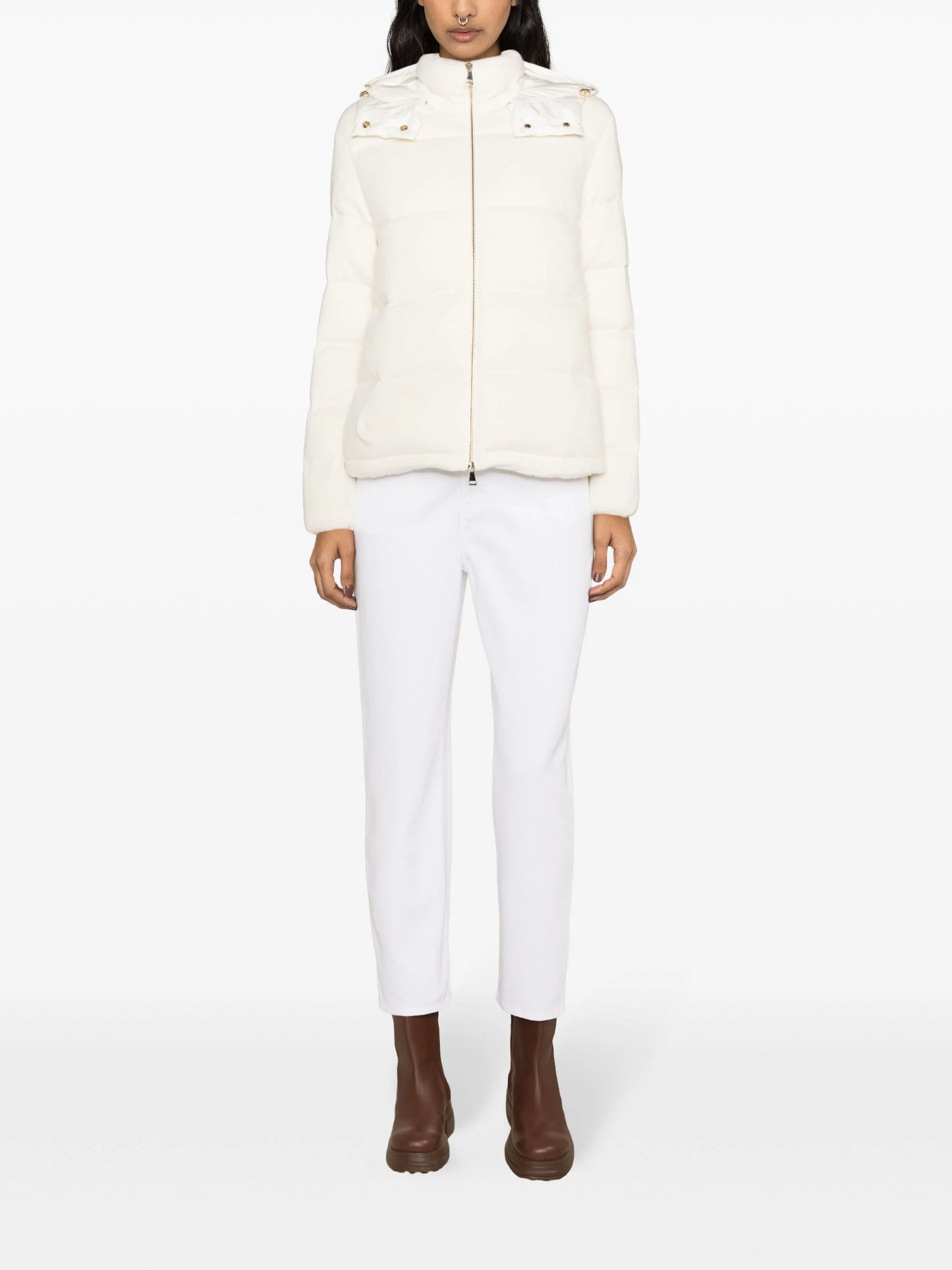 パンツ MONCLER WOMEN High Rise Cropped Jeans White MONCLER WOMEN High Rise Cropped Jeans White