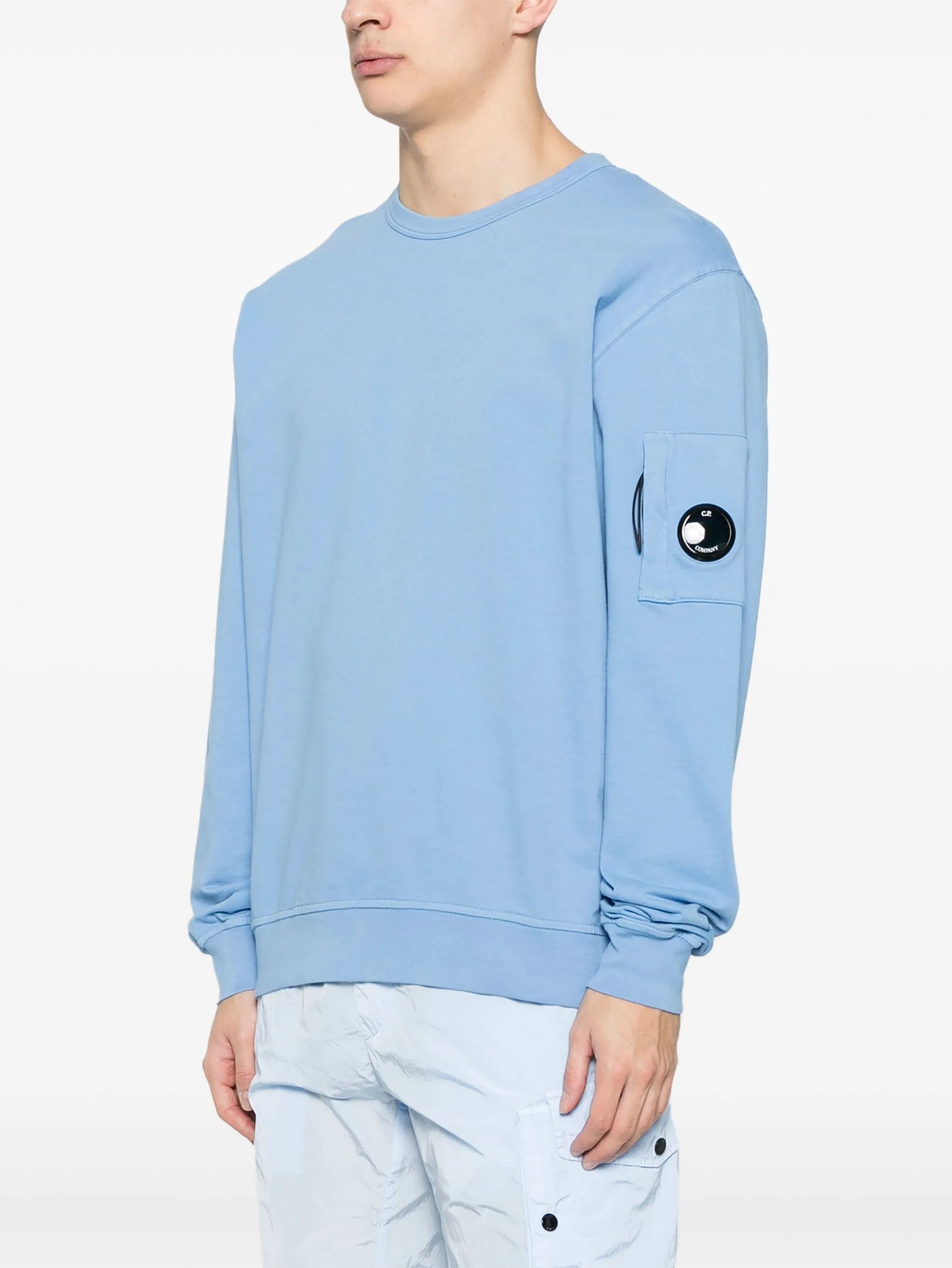 スウェット・トレーナー C.P. COMPANY Lens Patch Sweatshirt Light Blue C.P. COMPANY Lens Patch Sweatshirt Light Blue