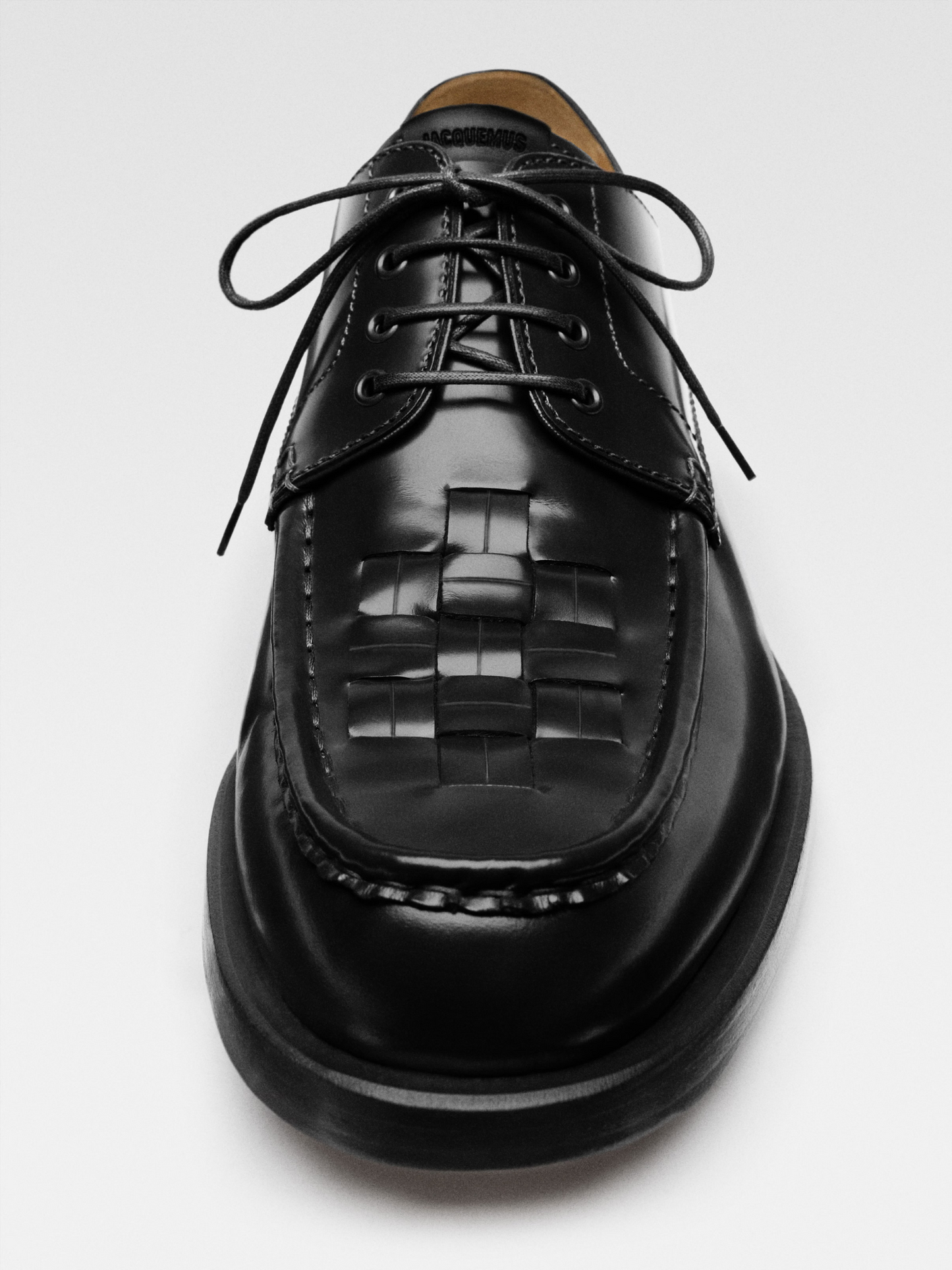 サンダル JACQUEMUS Les Derbies Tressees Black JACQUEMUS Les Derbies Tressees Black – MAISONDEFASHION.COM