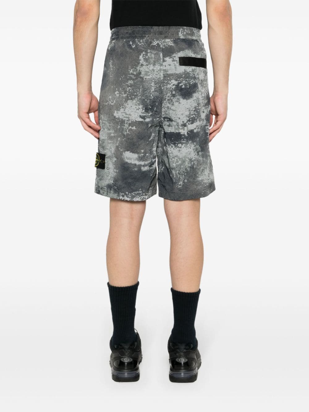 STONE ISLAND D-Camo Logo Patch Shorts Grey – MAISONDEFASHION.COM