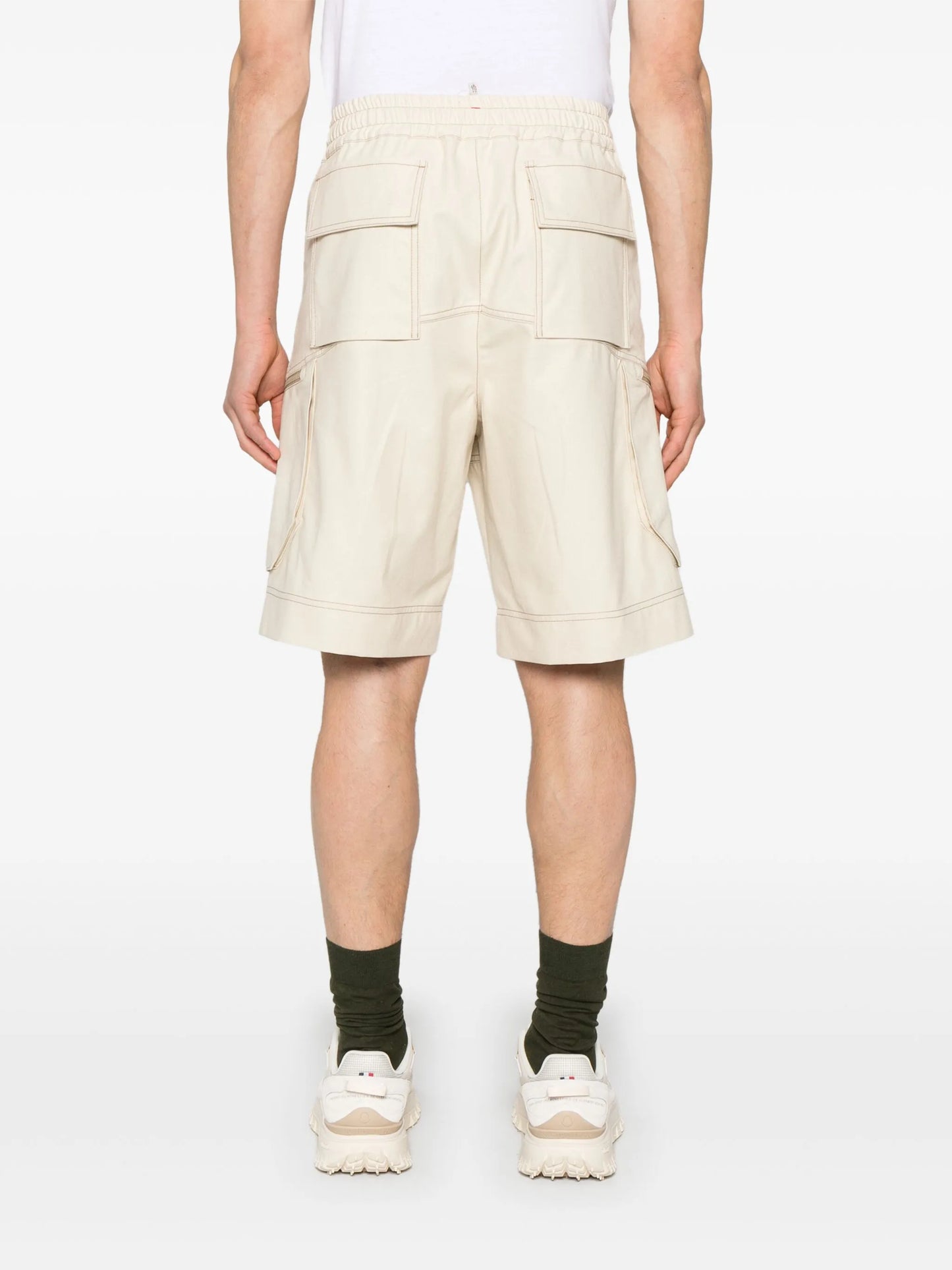 【関税&送料込】Moncler Grenoble Beige Shorts With Logo Patc MONCLER GRENOBLE Drawstring Cargo Shorts Beige
