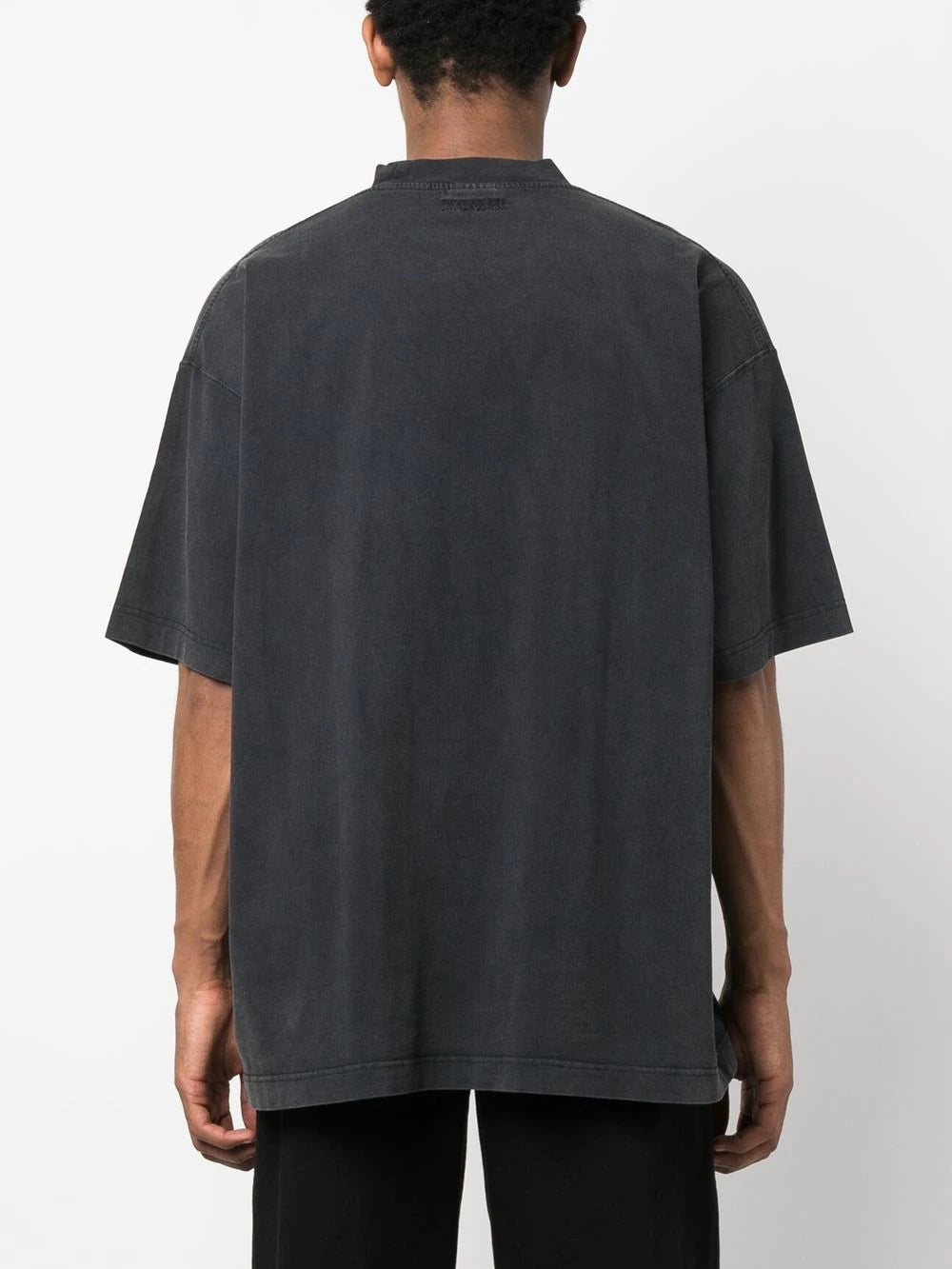 VETEMENTS Limited Edition T-Shirt Washed Black – MAISONDEFASHION.COM