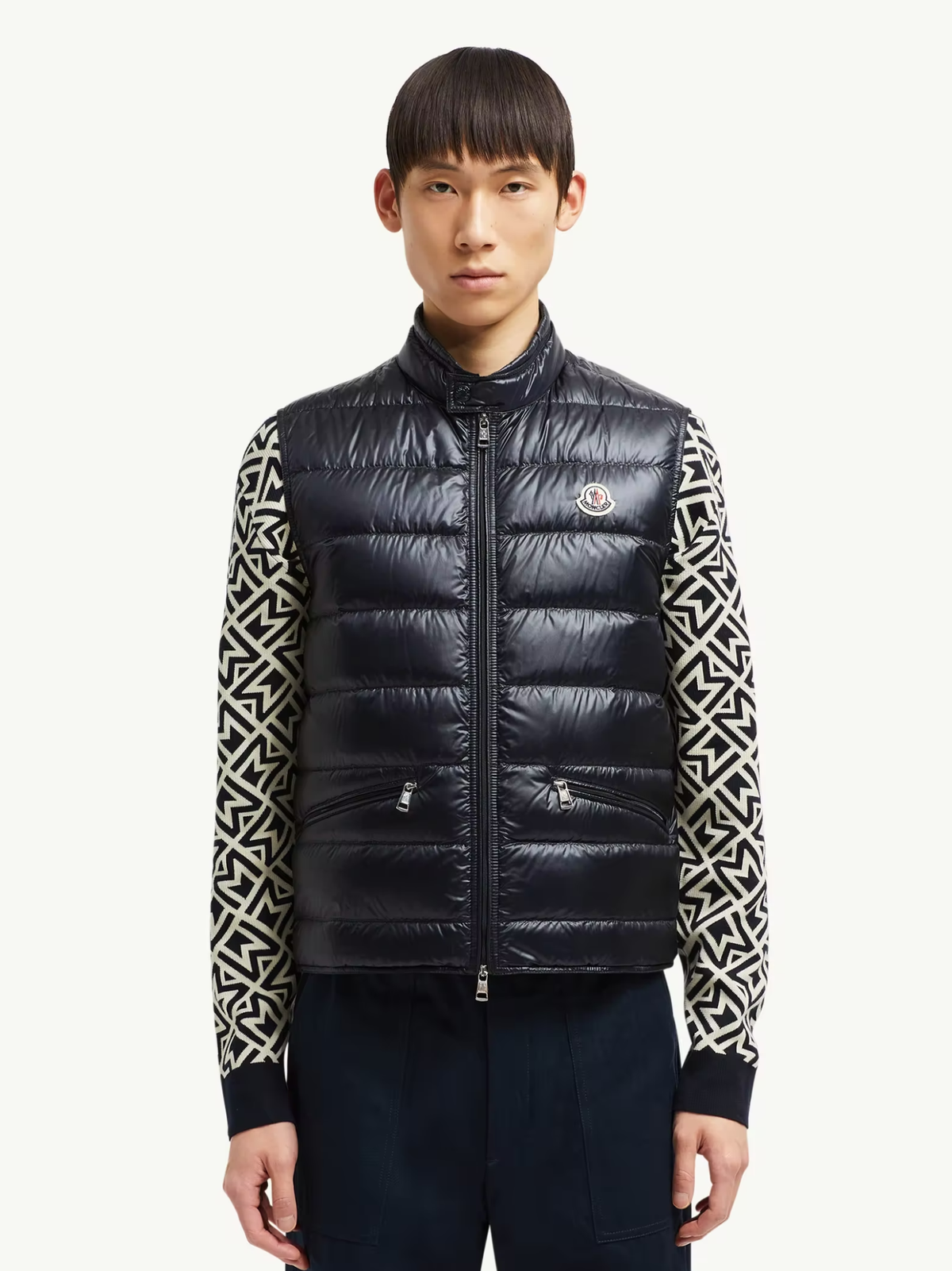 MONCLER Gui Packable Down Gilet Night Blue – MAISONDEFASHION.COM MONCLER Gui Packable Down Gilet Night Blue – MAISONDEFASHION.COM