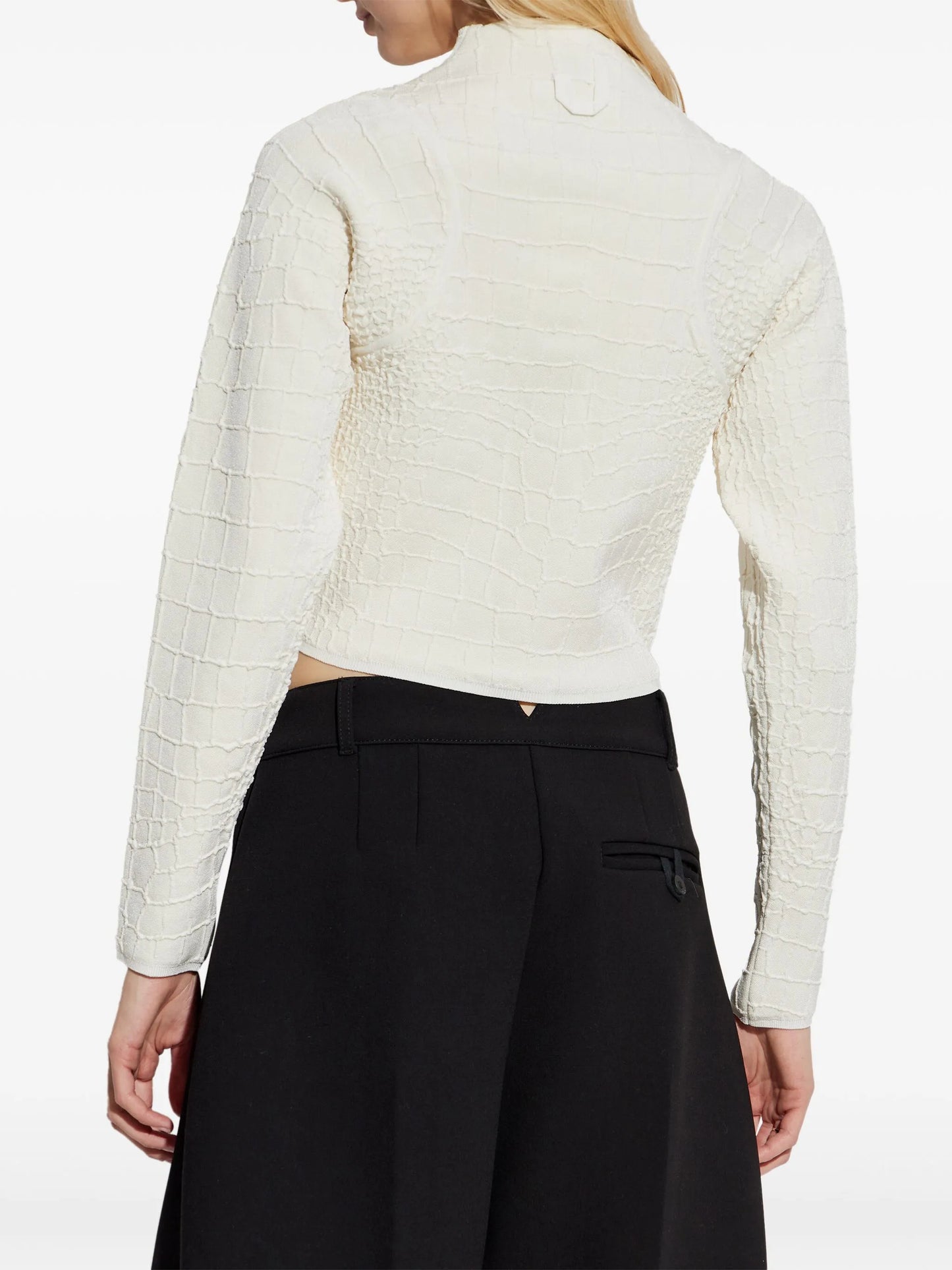 ダウンジャケット・コート JACQUEMUS WOMEN The Scala Cardigan Off-White Off-White La Croisière 'The Scala' Cardigan by JACQUEMUS on Sale