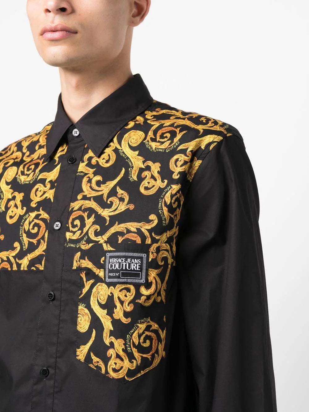 VERSACE Baroque Pattern Print Shirt Black/Gold VERSACE Baroque Pattern Print Shirt Black/Gold