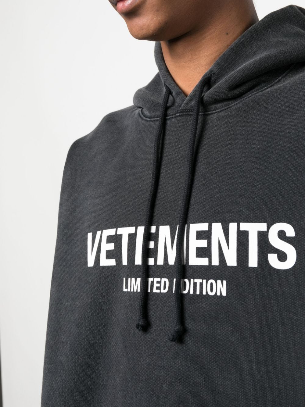 VETEMENTS Logo Limited Edition Hoodie Washed Black - MAISONDEFASHION.COM