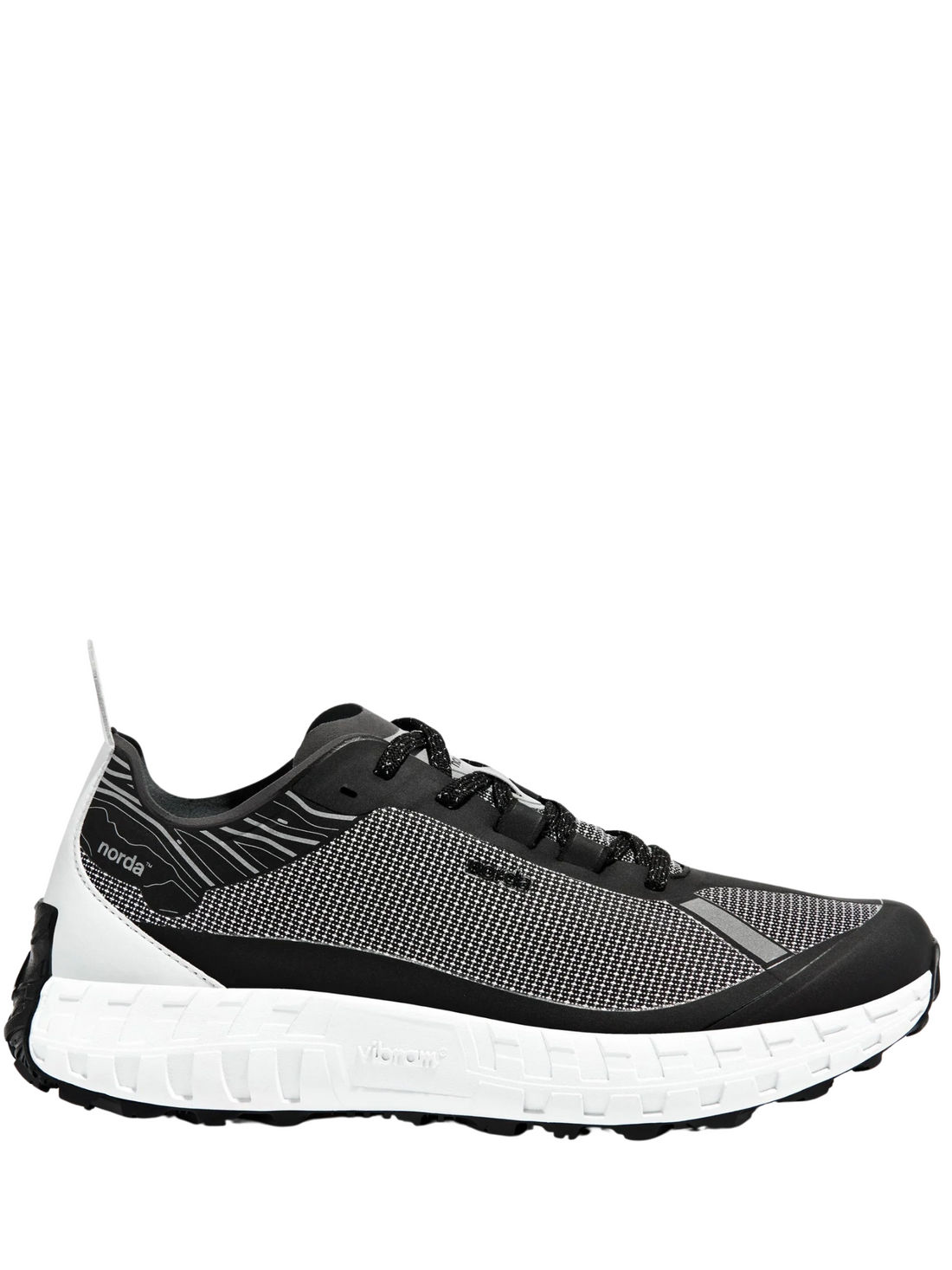 NORDA 001 Light Weight Trainers Black