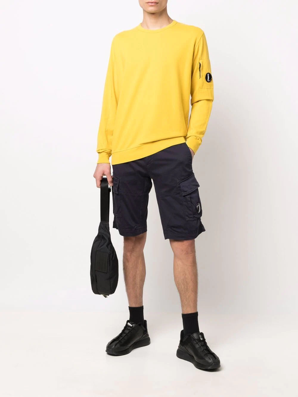 C.P. COMPANY Shorts lens cargo NAVY - MAISONDEFASHION.COM