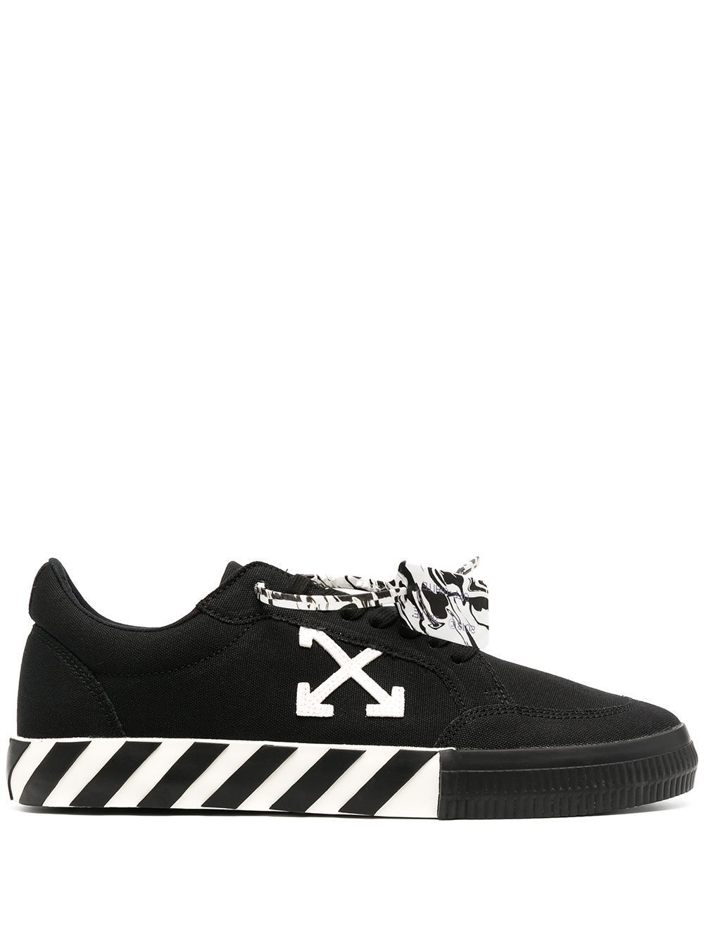 OFF-WHITE Low Vulcanized Canvas Sneakers Black/White - Maison De Fashion 