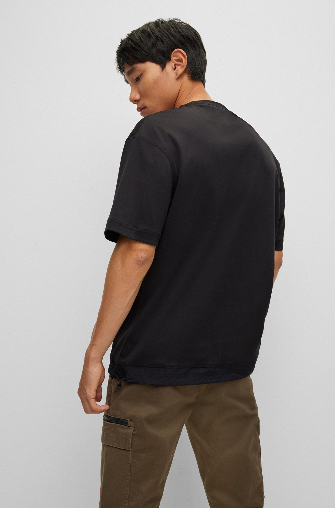 HUGO Relaxed-fit Cotton T-shirt Black - MAISONDEFASHION.COM