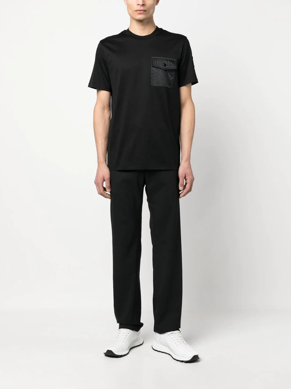 MONCLER Logo T-Shirt Black - MAISONDEFASHION.COM