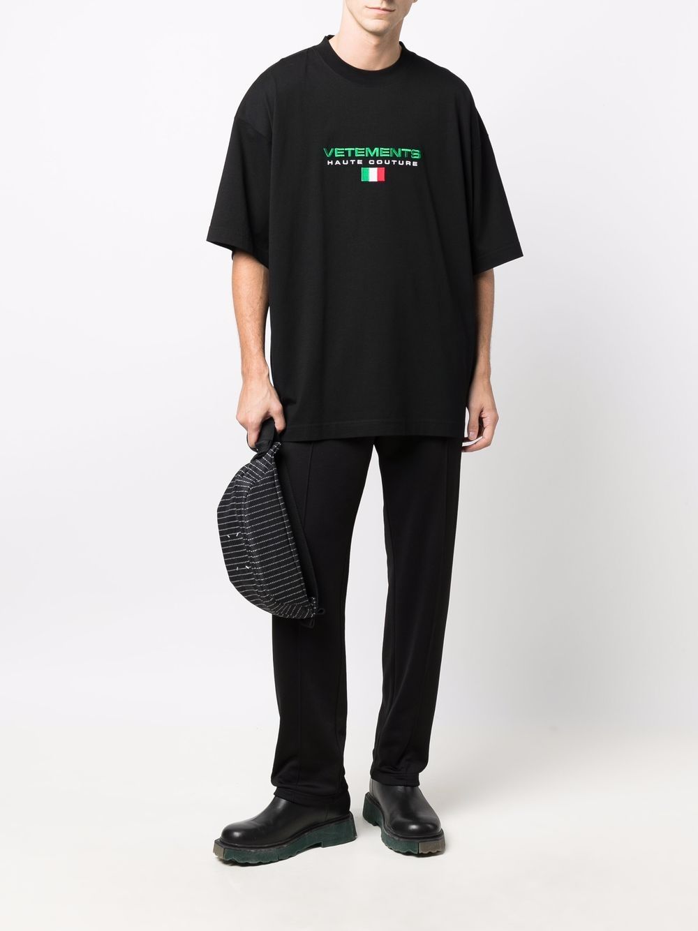 VETEMENTS Embroidered flag logo cotton T-shirt Black - MAISONDEFASHION.COM