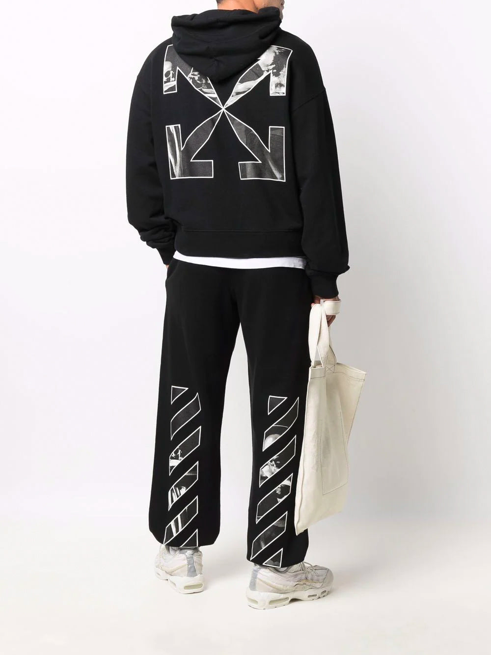 OFF-WHITE Caravaggio Over Hoodie Black - MAISONDEFASHION.COM