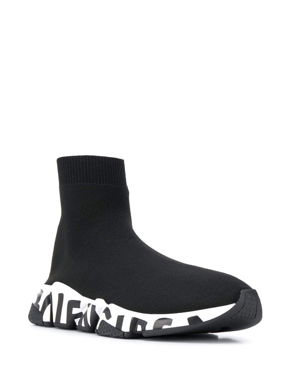 BALENCIAGA Speed Runner Black/White Graffiti - Maison De Fashion 