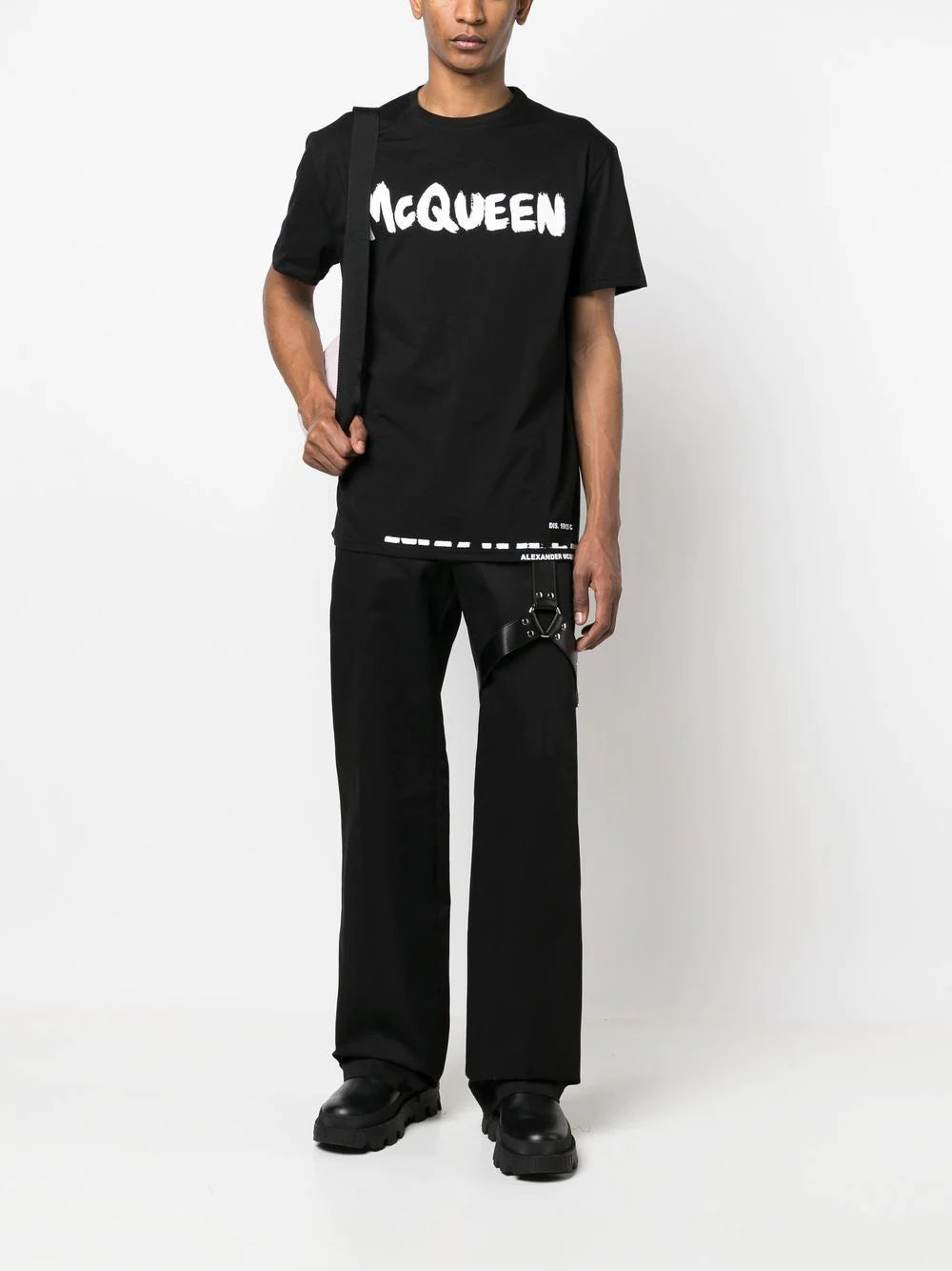 ALEXANDER MCQUEEN Graffiti Logo-print T-shirt Black - MAISONDEFASHION.COM