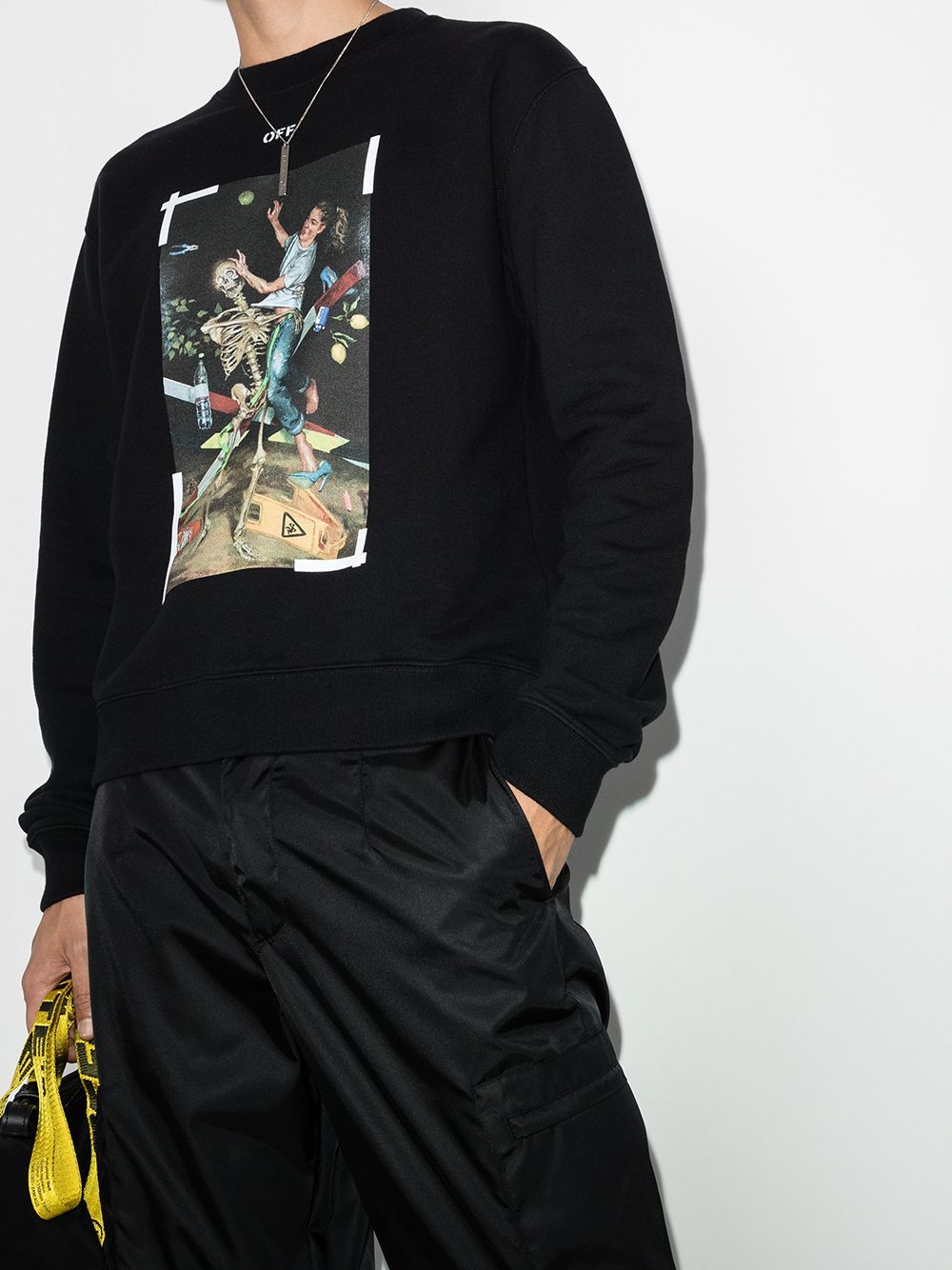 OFF-WHITE Pascal Print Slim Sweatshirt Black - Maison De Fashion 