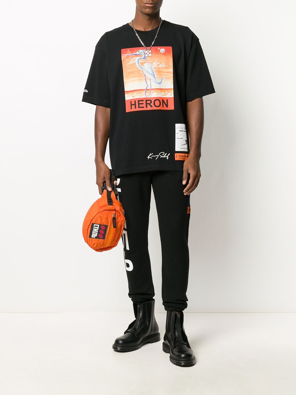 HERON PRESTON Swan Print T-shirt Black - Maison De Fashion 