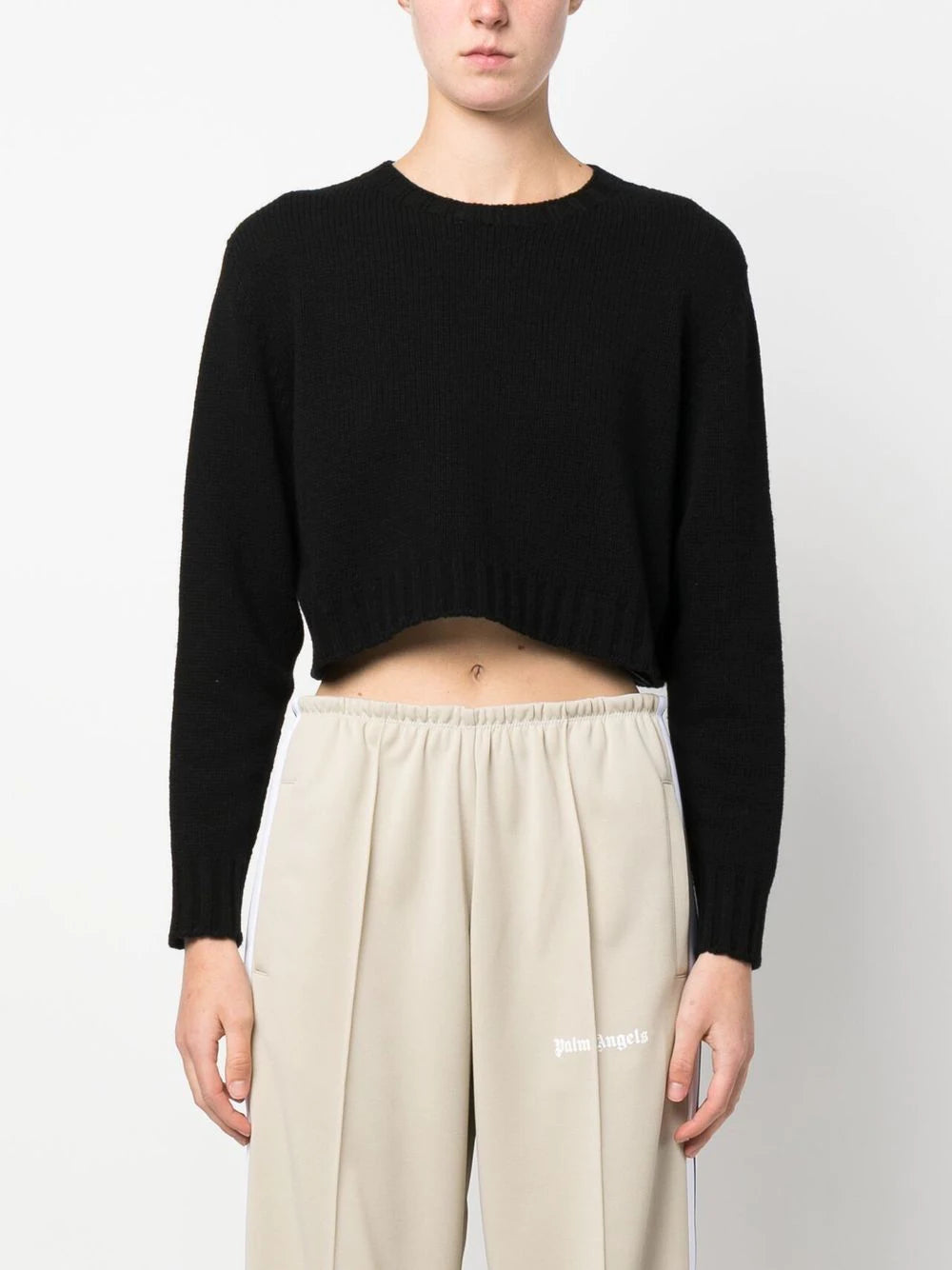 PALM ANGELS WOMEN Curved Logo Cropped Sweater Black/White - MAISONDEFASHION.COM