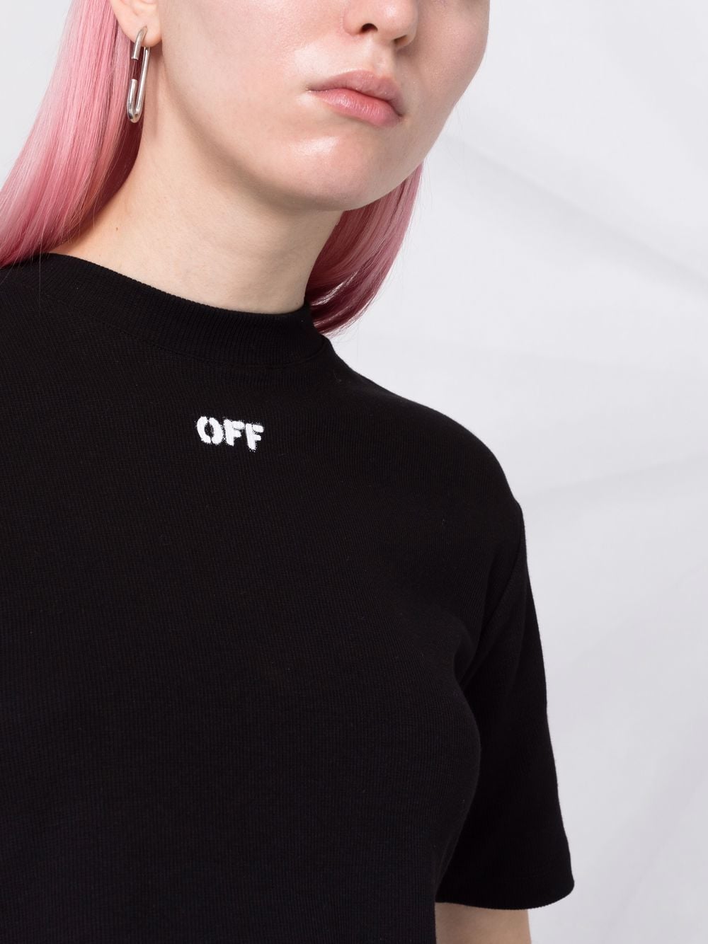 OFF-WHITE WOMEN Off Stamp Cropped T-Shirt Black - MAISONDEFASHION.COM
