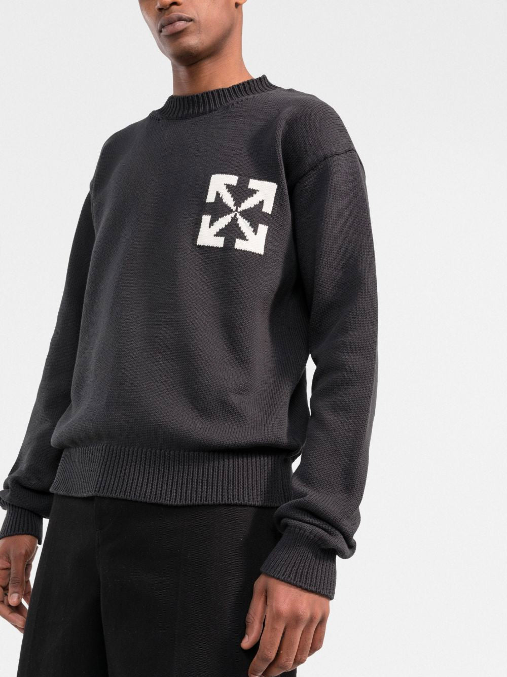 OFF-WHITE Arrow Logo Knitted Sweatshirt Black - MAISONDEFASHION.COM