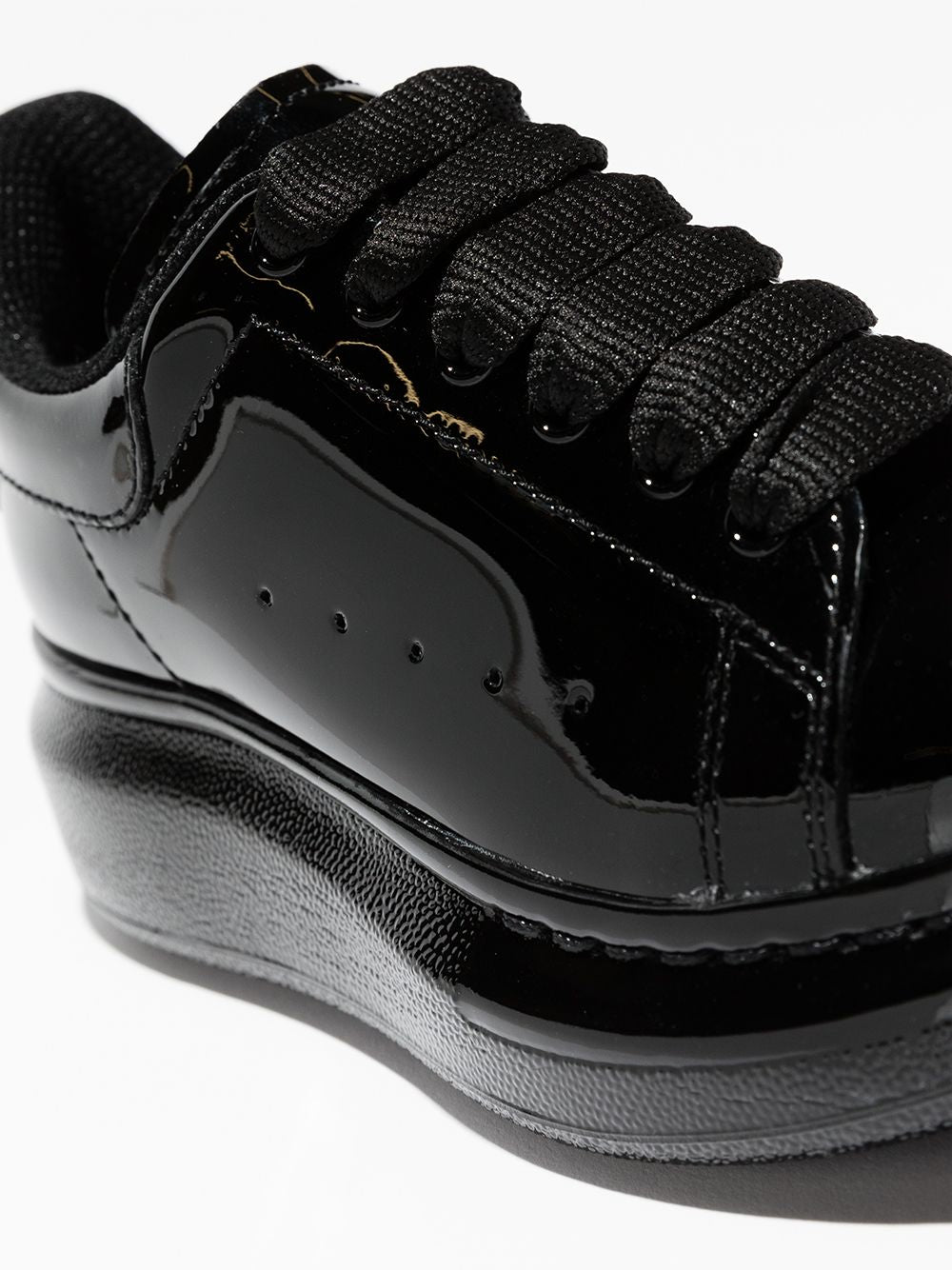 ALEXANDER MCQUEEN KIDS Oversized Sole Sneakers Gloss Black - MAISONDEFASHION.COM