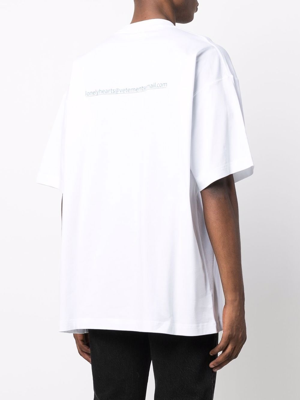 VETEMENTS Single And Ready To Mingle T-Shirt White - MAISONDEFASHION.COM