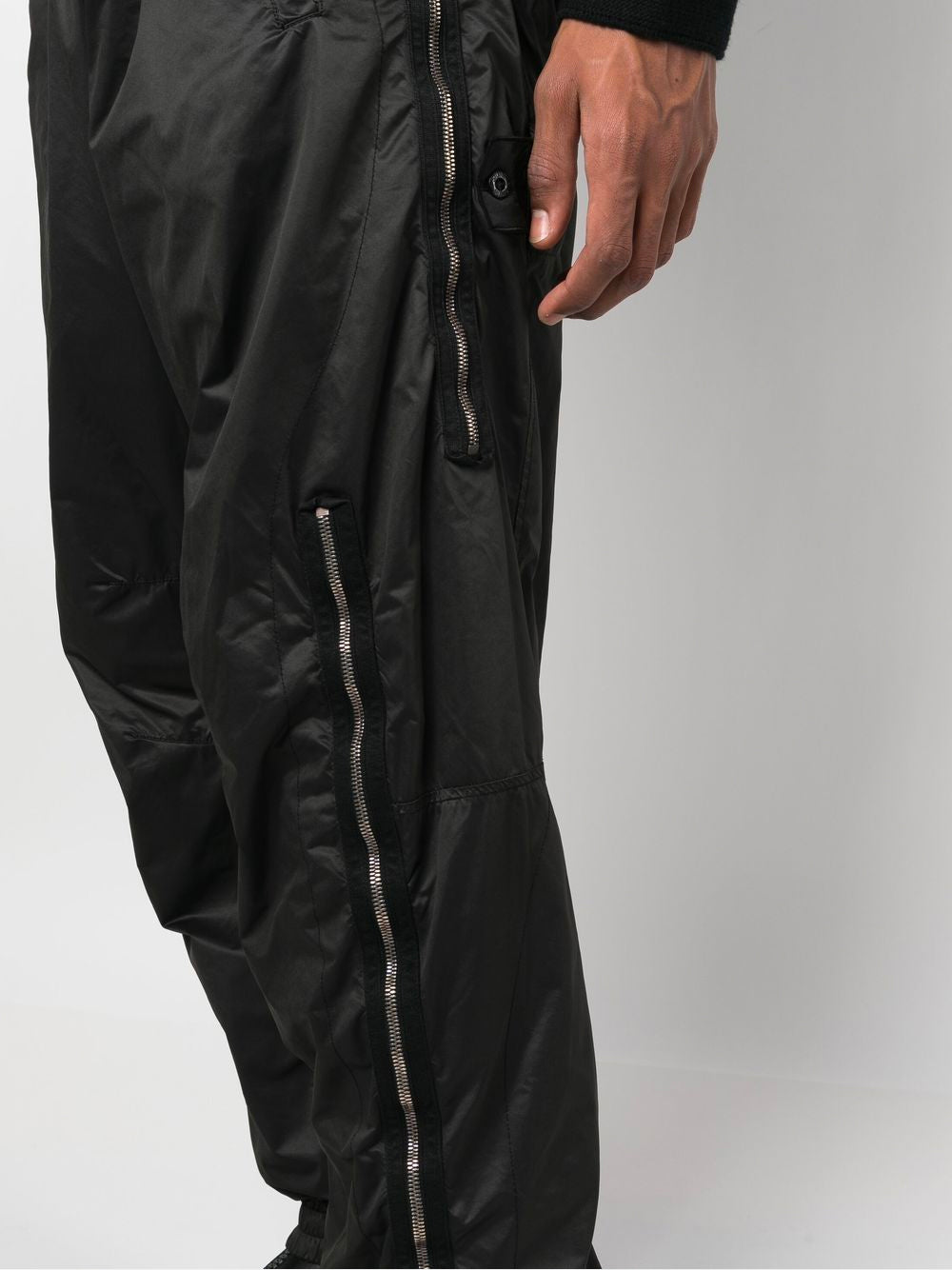 STONE ISLAND SHADOW PROJECT Zipped Cargo Trousers Black - MAISONDEFASHION.COM