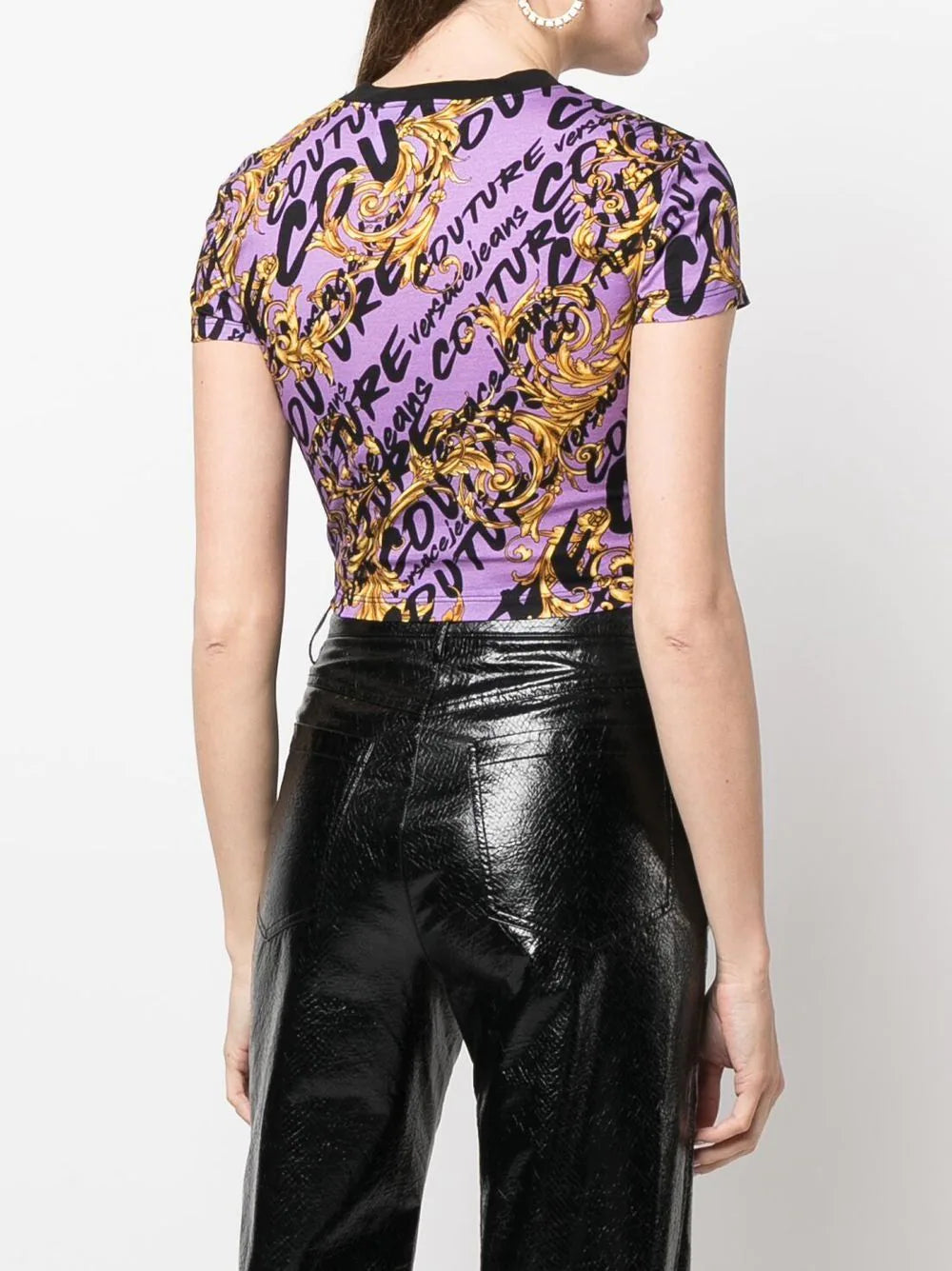 VERSACE WOMEN Baroque Print All Over Logo Cropped T-Shirt Pink - MAISONDEFASHION.COM