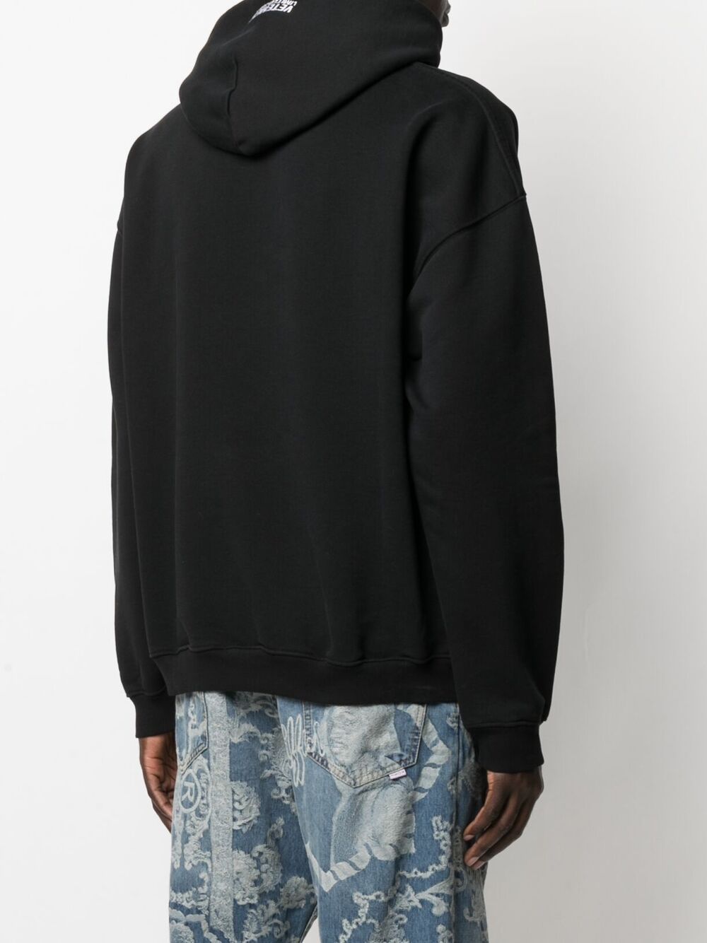 VETEMENTS Antwerp Logo T-shirt Black – MAISONDEFASHION.COM