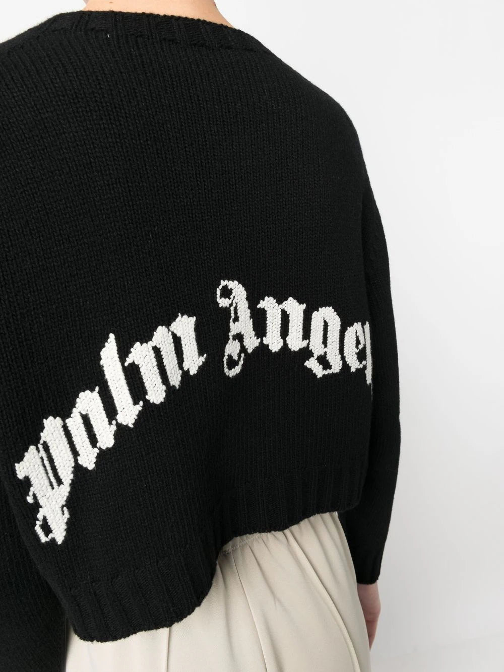 PALM ANGELS WOMEN Curved Logo Cropped Sweater Black/White - MAISONDEFASHION.COM