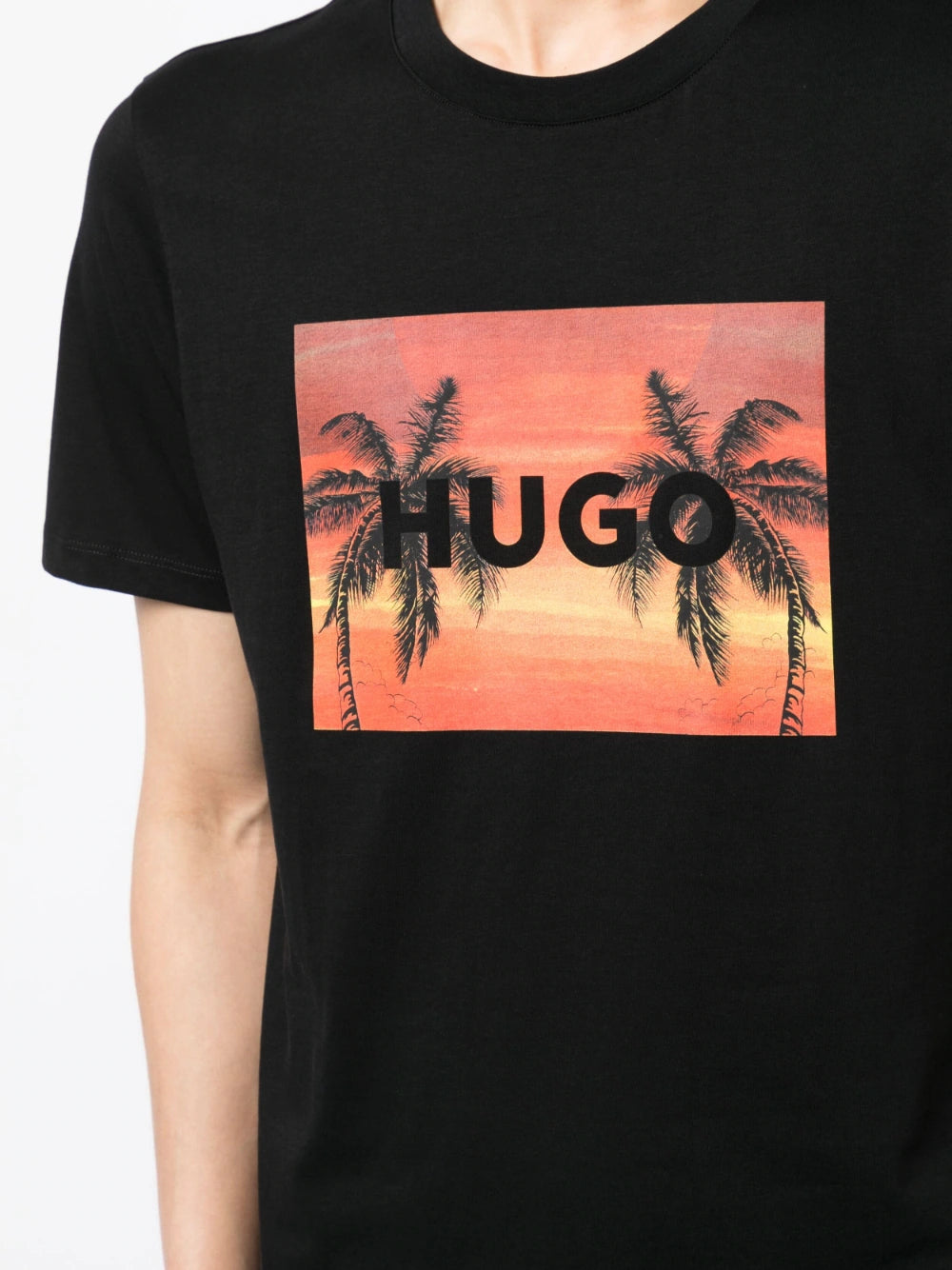 HUGO Dulive T-shirt Black - MAISONDEFASHION.COM