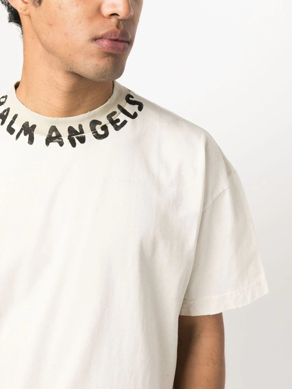 唯一無二の個性を纏う【Palm Angels】Seasonal Logo Vint Tee PALM ANGELS Seasonal Logo Vintage Tee White/Black